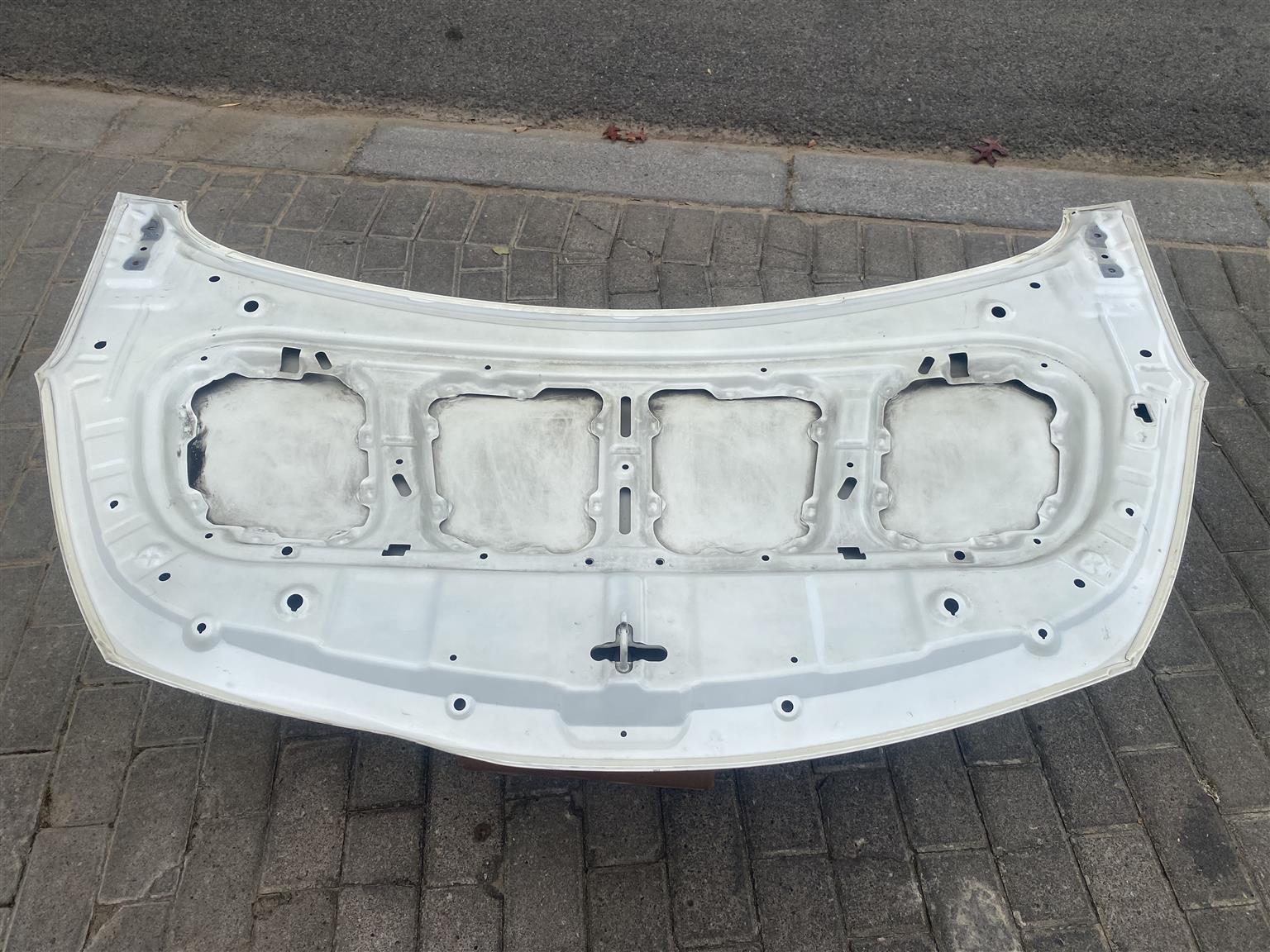 2016 KIA CERATO KOUP BONNET HOOD FOR SALE. IN EXCELLENT CONDITION - Private Seller 2016 KIA CERATO KOUP BONNET HOOD FOR SALE. IN EXCELLENT CONDITION - Private Seller