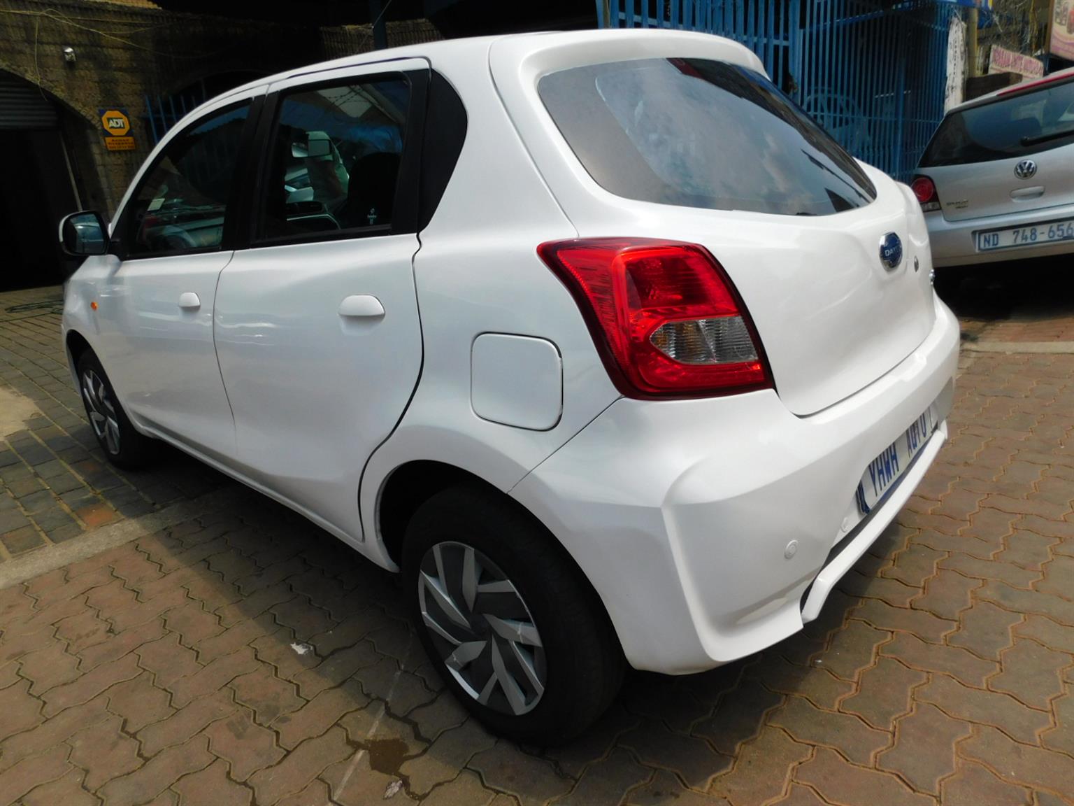 DATSUN GO