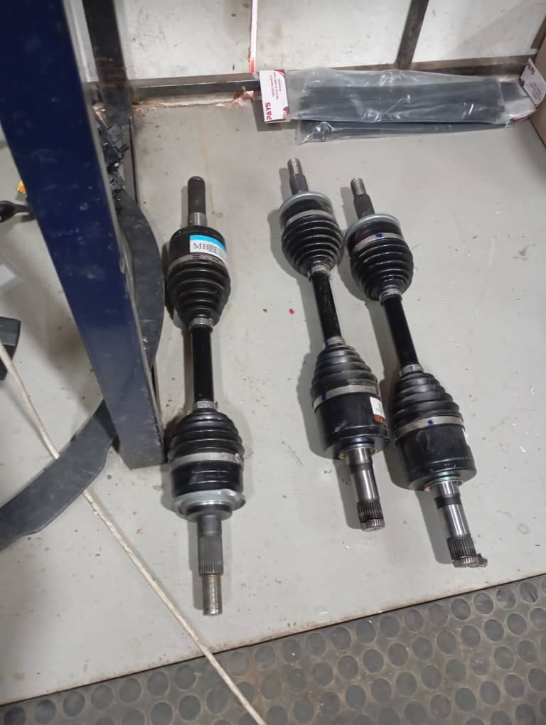 2023 FORD RNAGER T9 DRIVESHAFT - Private Seller 2023 FORD RNAGER T9 DRIVESHAFT - Private Seller