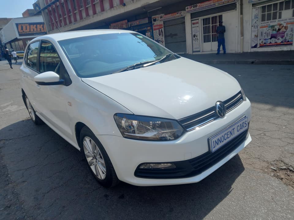 2023 VW POLO VIVO 1.4 PETROL, MANUAL TRANSMISSION, WHITE COLOUR, MILEAGE 20000KM