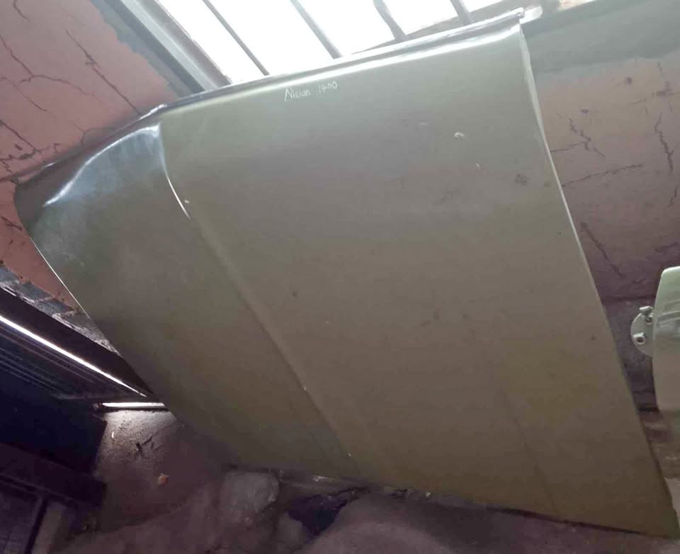 Nissan 1400 Bonnet - Private Seller Nissan 1400 Bonnet - Private Seller