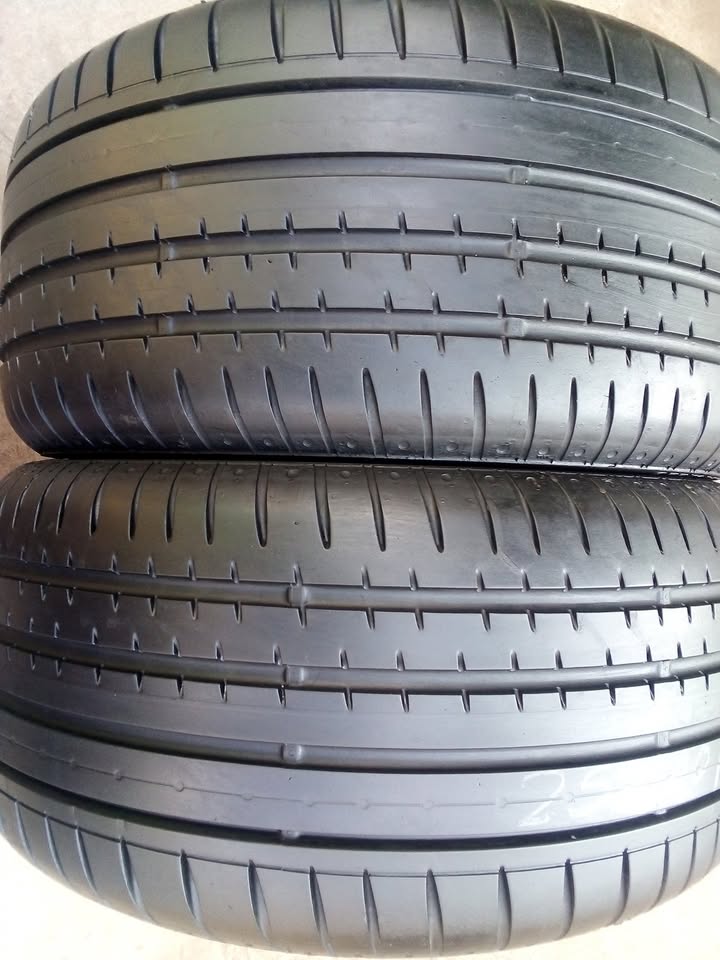 2 X 255/40/17 SSR Continental runflats tires for BMW with 95% thread life left - Private Seller