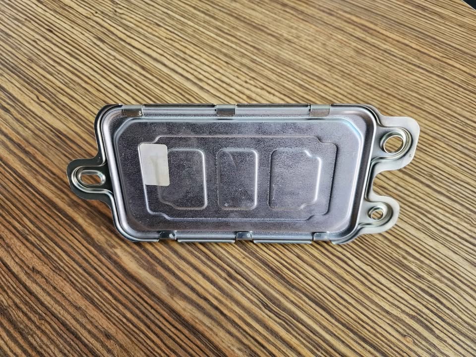 RANGE ROVER VOLTAGE CONVERTOR MODULE - Private Seller RANGE ROVER VOLTAGE CONVERTOR MODULE - Private Seller