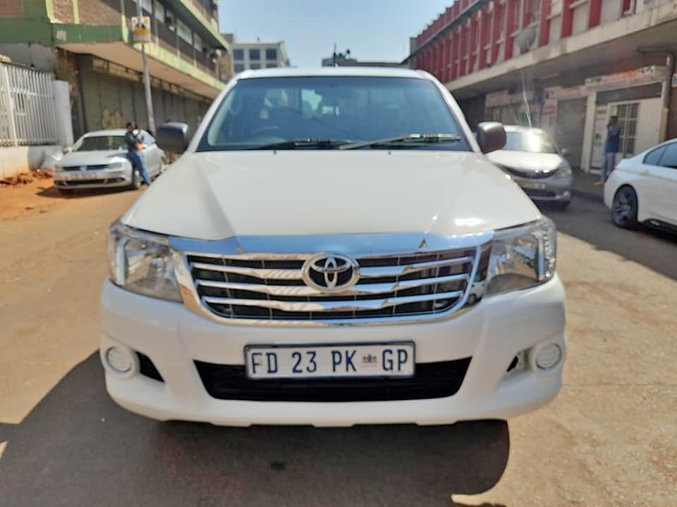 2016 Toyota Hilux 2.5D4D Single Cab Legend Available