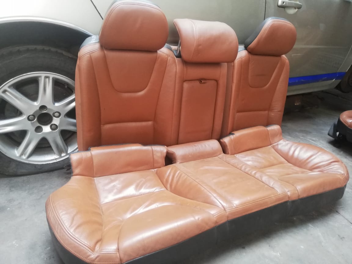 Volvo S60 T3 2012 complete car seat - Private Seller
