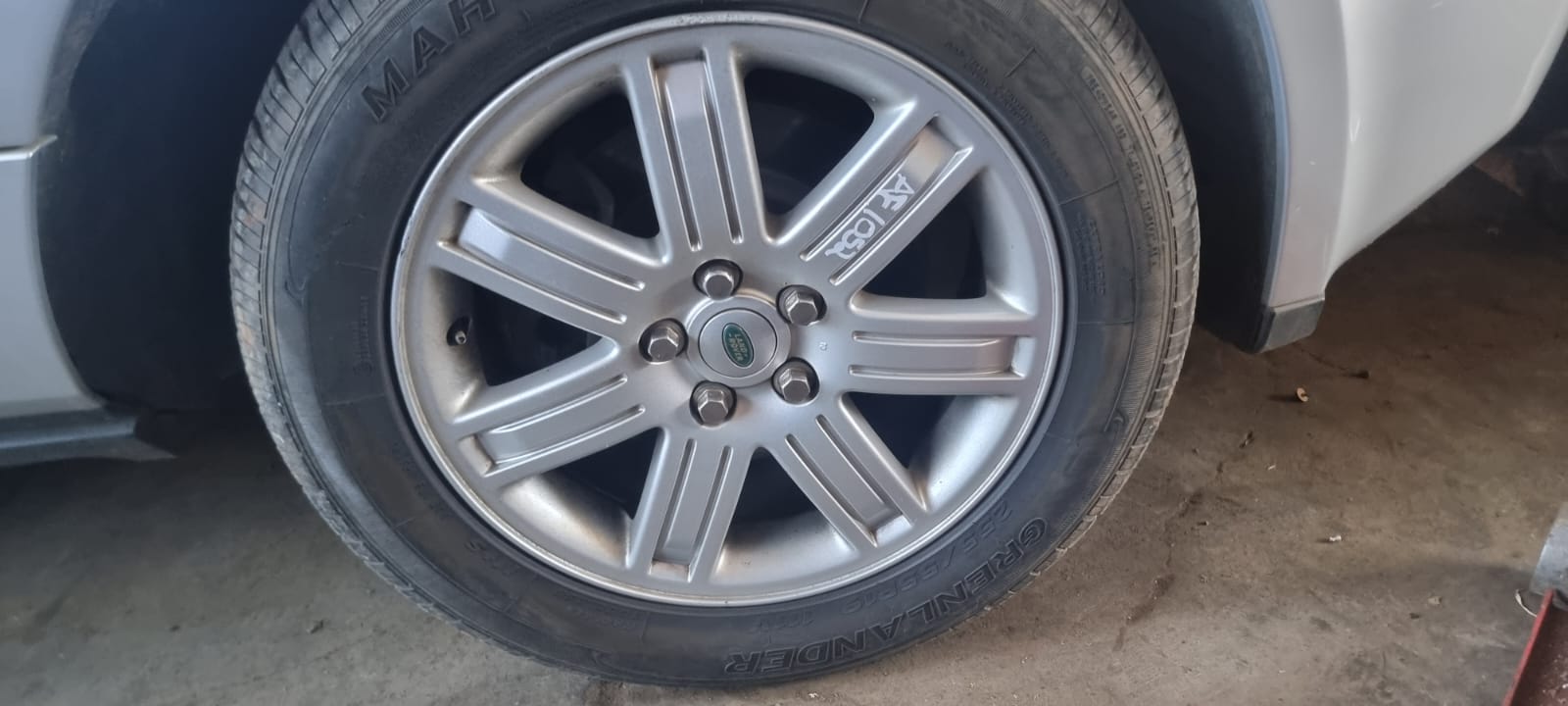 2006 Range Rover Vogue 4.4l V8 HSE Rim set for sale 2006 Range Rover Vogue 4.4l V8 HSE Rim set for sale