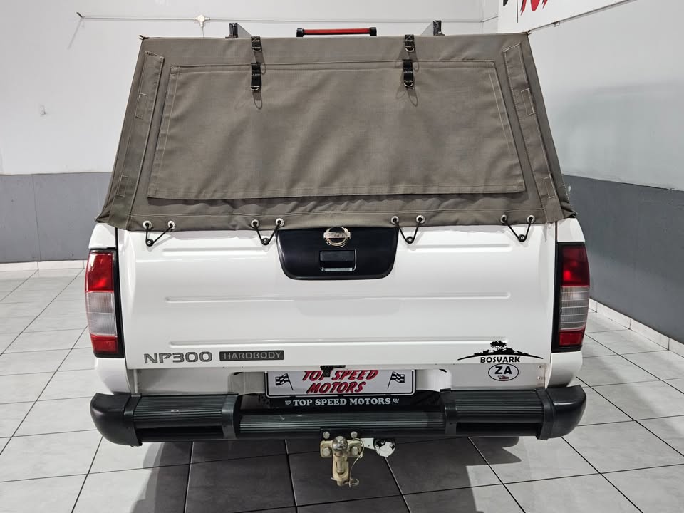 2018 NISSAN NP300 HARDBODY 2.5TDI DOUBLE CAB HI-RIDER