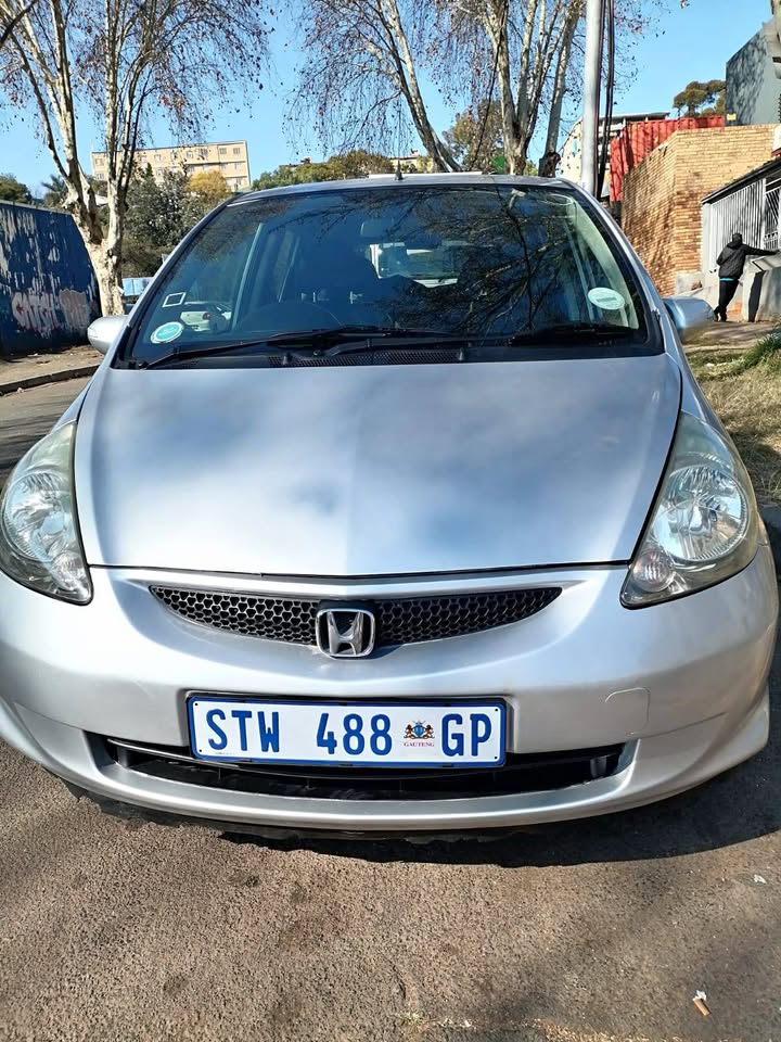 2005 HONDA JAZZ 1.5 AUTOMATIC TRANSMISSION IN EXCELLENT CONDITION