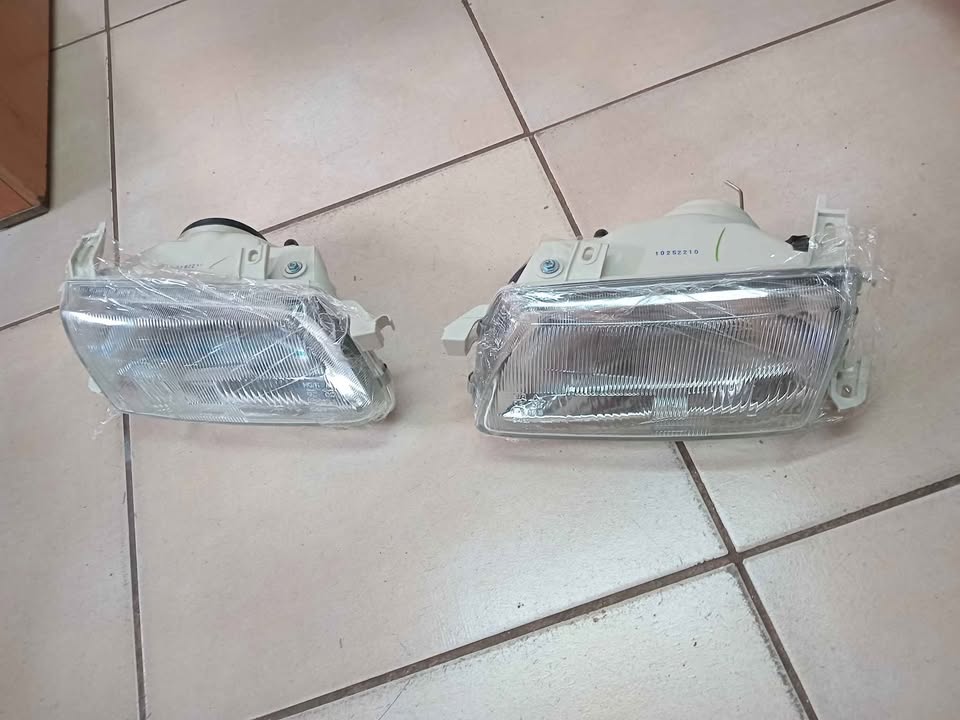 1995 to 1999 opel Astra F headlight for sale WhatsApp or cell - Private Seller 1995 to 1999 opel Astra F headlight for sale WhatsApp or cell - Private Seller