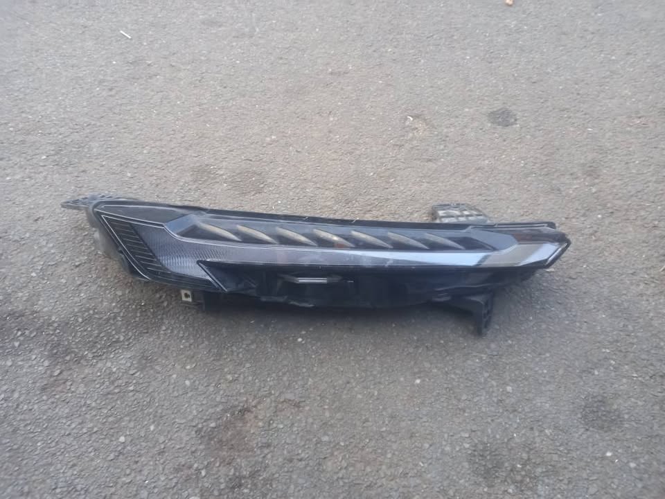 Chery Omoda C5 Right Hand Side Headlight - Private Seller Chery Omoda C5 Right Hand Side Headlight - Private Seller