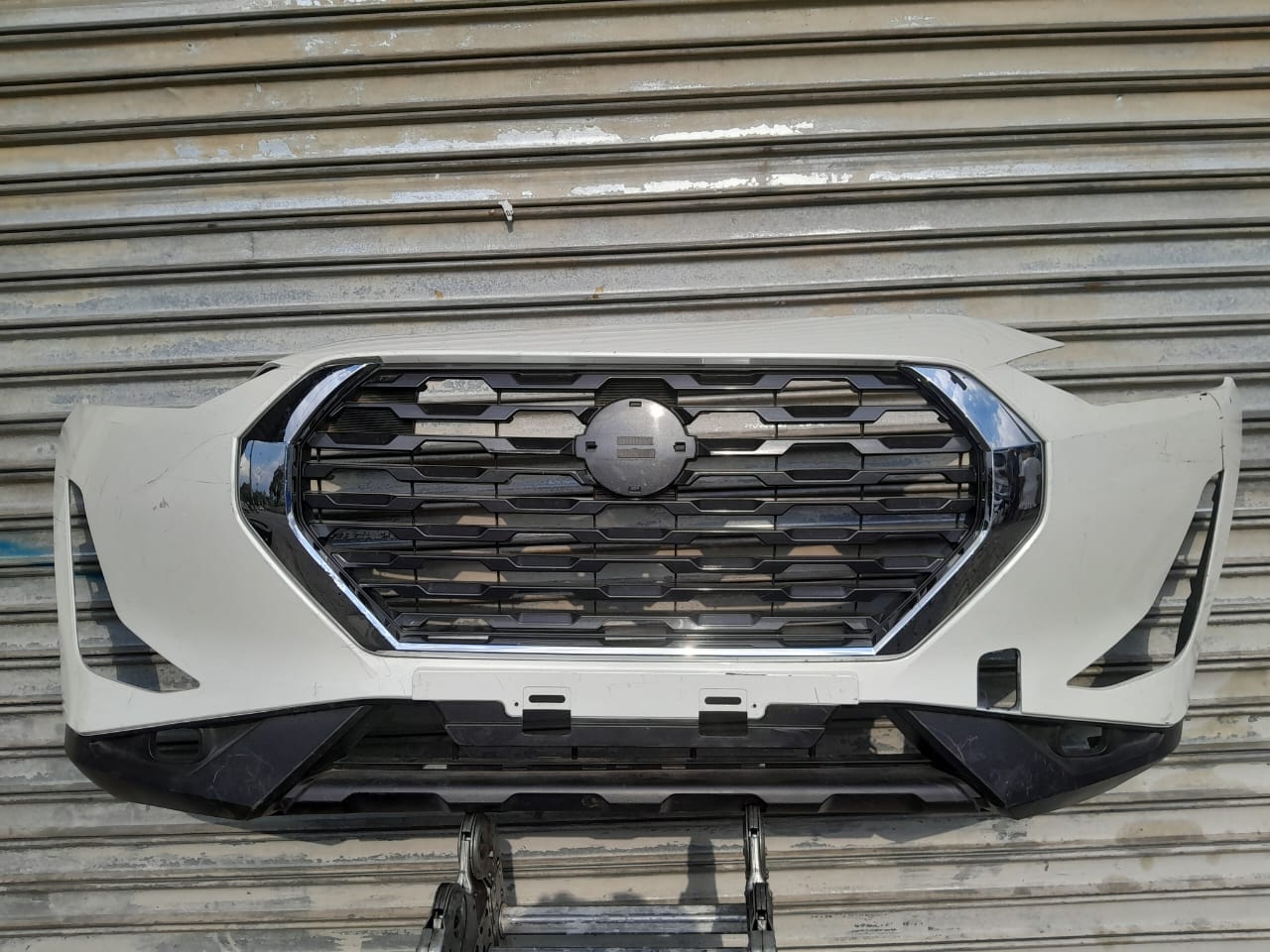 2019-2023 NISSAN MAGNITE FRONT BUMPER AND GRILL FOR SALE - Private Seller