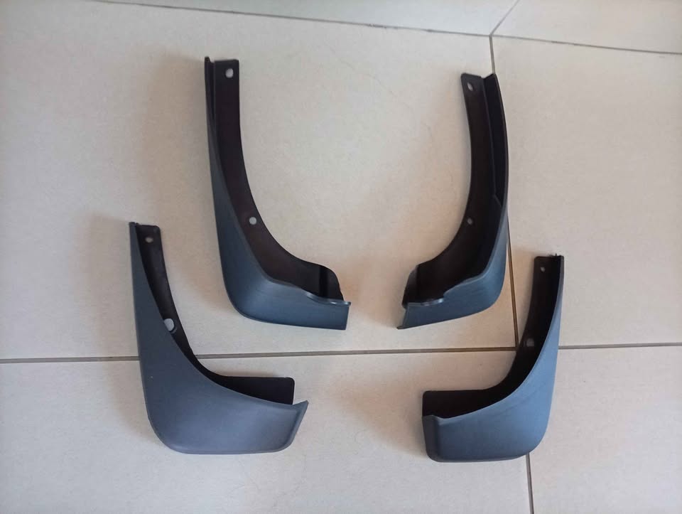 Toyota Yaris Hatchback 2006–2008 Brand New Mudflaps Set for sale - Private Seller Toyota Yaris Hatchback 2006–2008 Brand New Mudflaps Set for sale - Private Seller