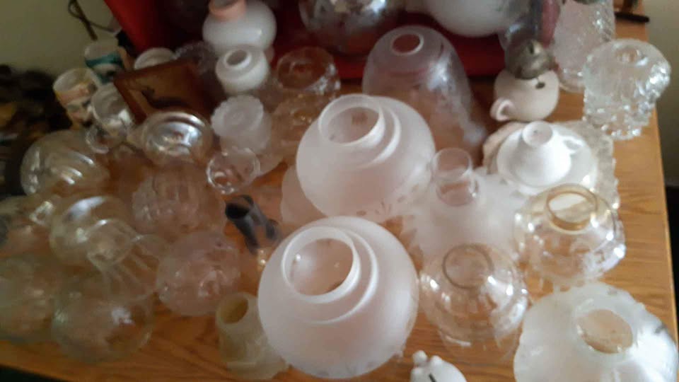 *ANTIQUE OIL LAMPS* Do you have an antique oil lamp without the lamp shade. Maybe I can help.