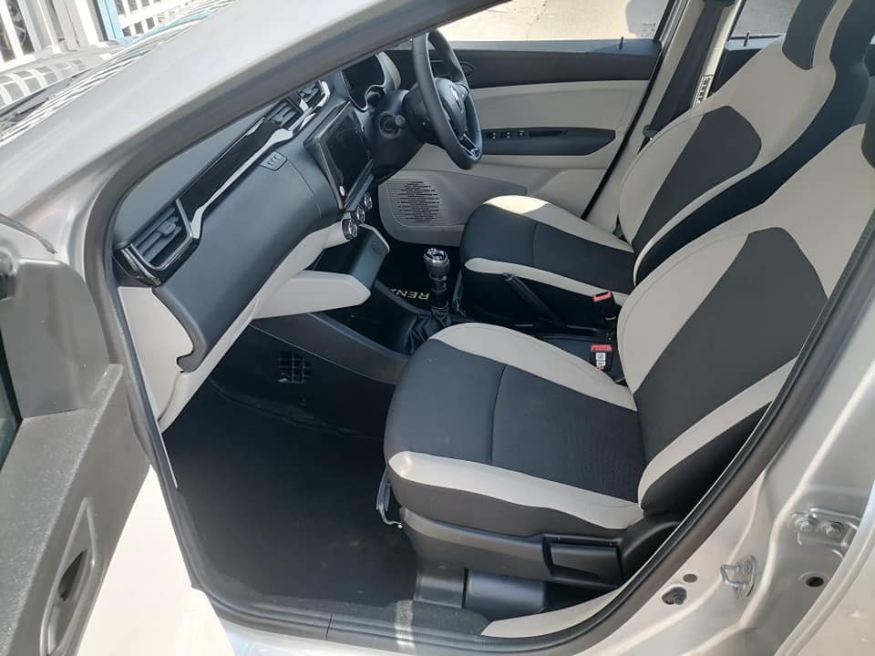 2024 Renault Triber 1.0 Dynamic Seven seater with a Nice interior seat and Service book and spare ke