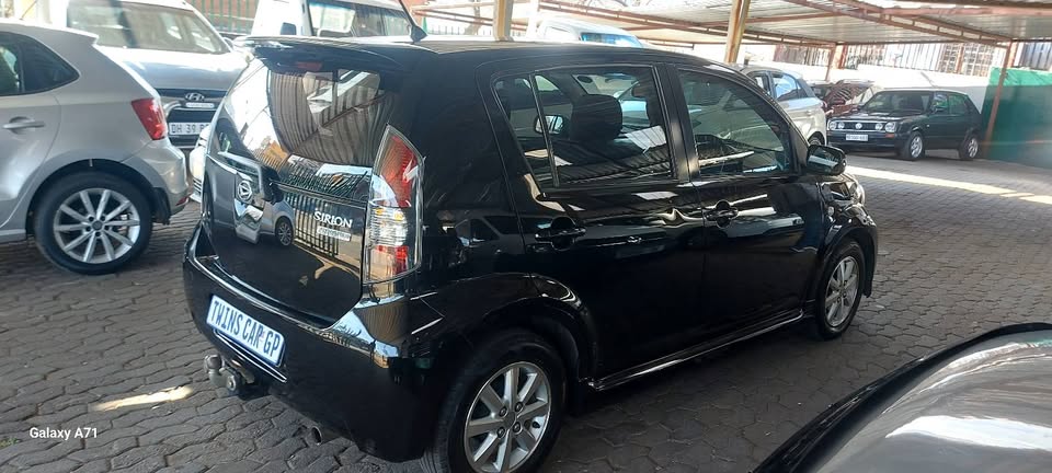 Daihatsu Sirrion 1.3 sport Manual petrol