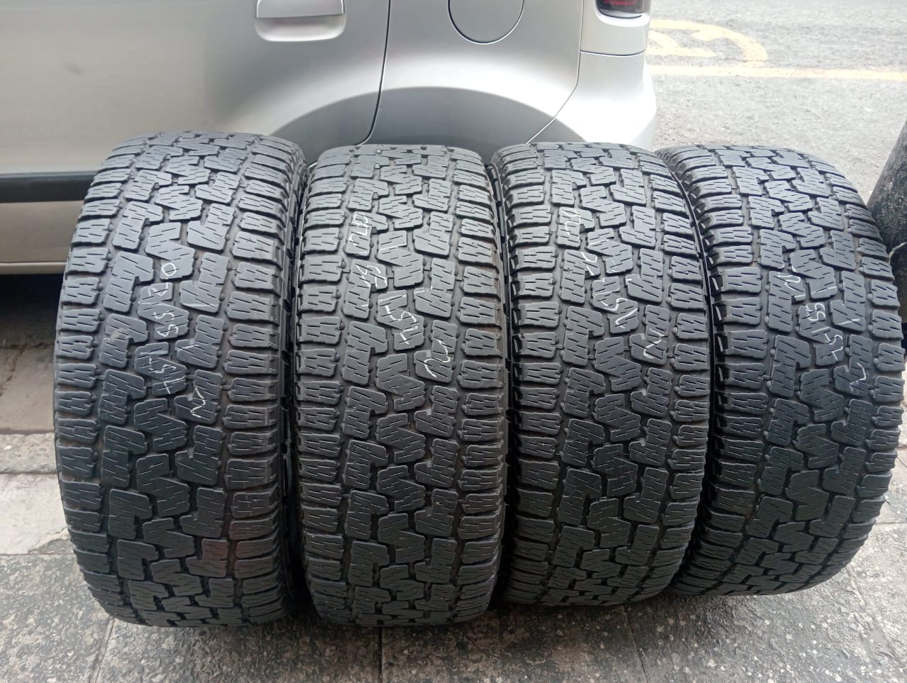 275/55/20 Pirelli Scorpoin All Terrain. 70% thread life - Private Seller 275/55/20 Pirelli Scorpoin All Terrain. 70% thread life - Private Seller