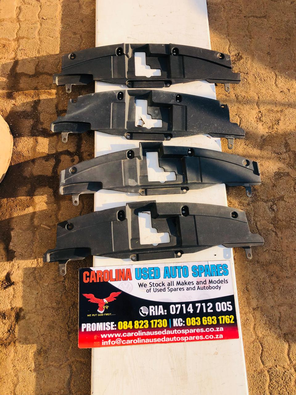 Toyota Hilux Gd6 cradle cover/slam tray - Private Seller