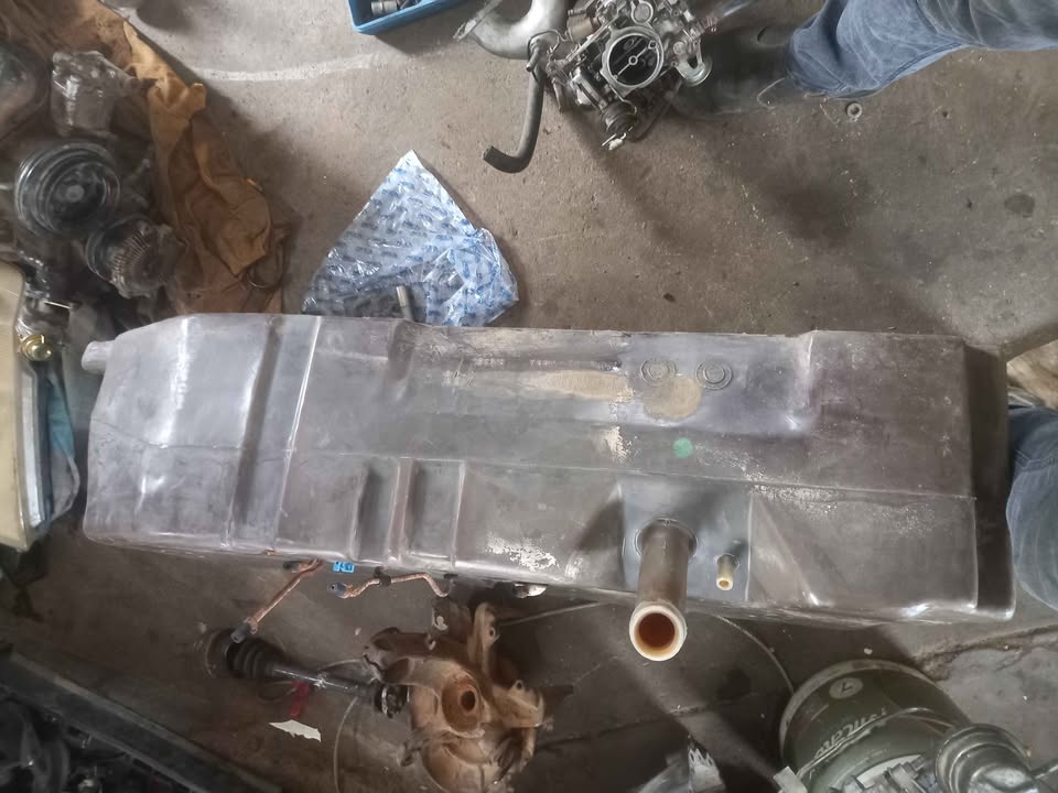 FORD COURIER LWB DIESEL TANK - Private Seller