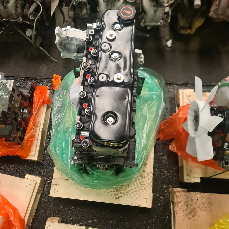 ISUZU 4JA1 2.5 DIESEL HEAD BLOCK SUMP BRAND NEW IMPORTED - Private Seller