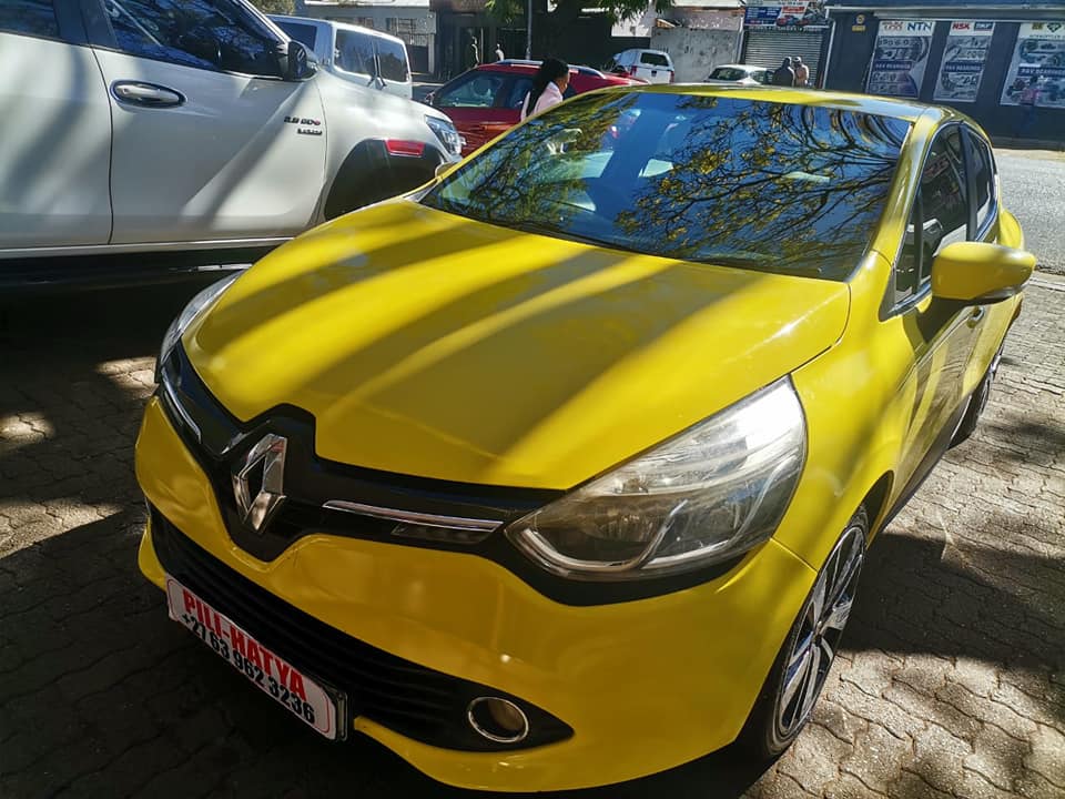2015 RENAULT CLIO 4 900T MANUAL