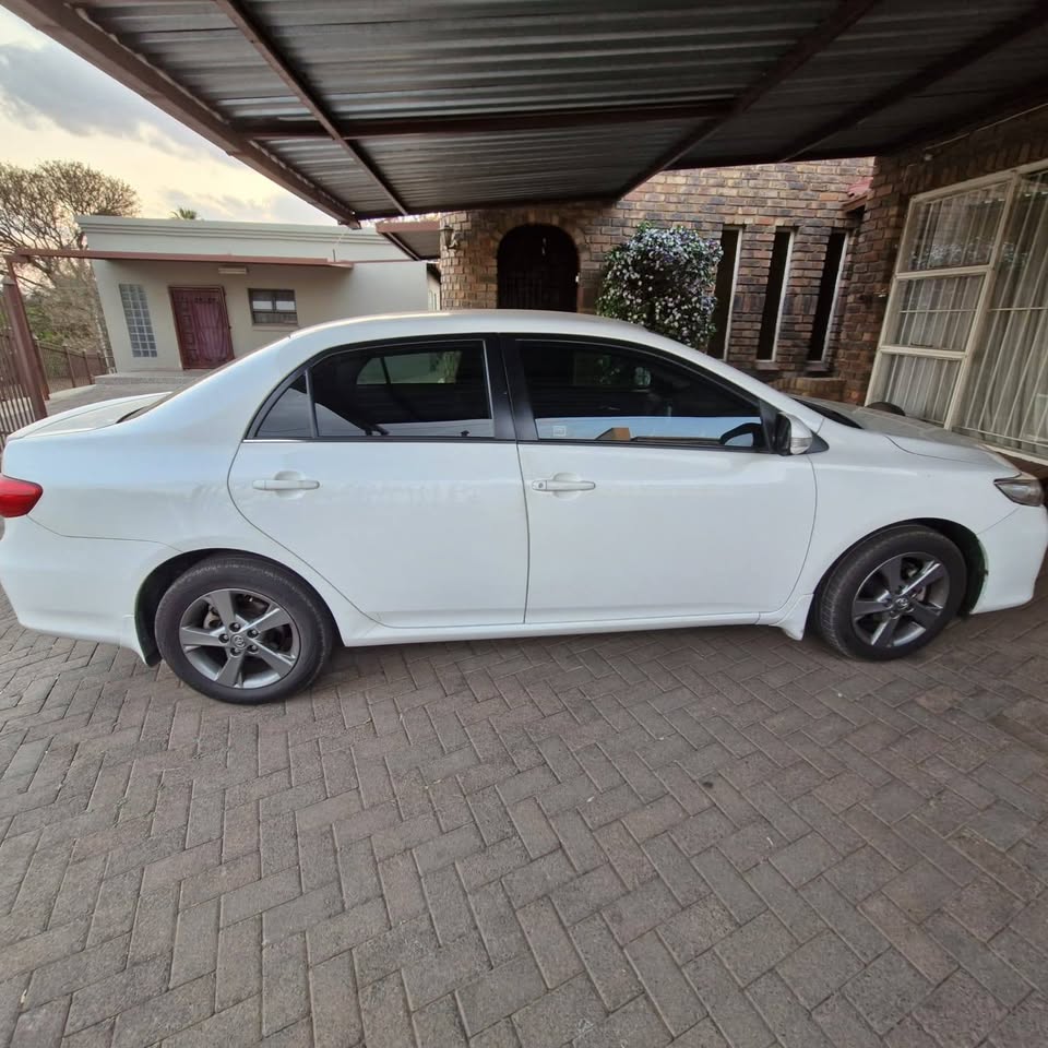 TOYOTA COROLLA SPRINTER 2014