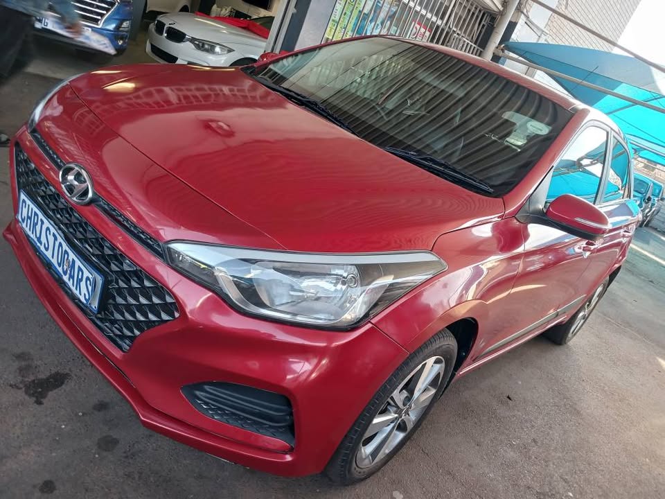 2017 model Hyundai i20 fuld hatchback automatic transmission petrol 1.4 engine capacity