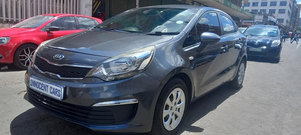 2016 KIA RIO 1.4 SEDAN PETROL, MANUAL TRANSMISSION, GREY COLOUR, MILEAGE 75000KM