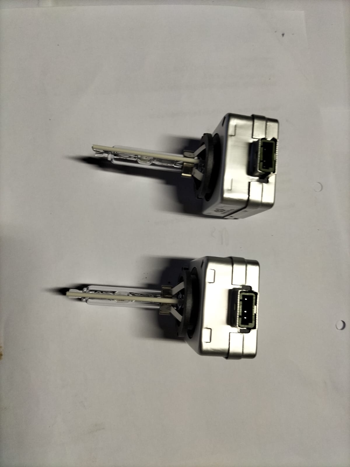 AUDI A4 B8 NEW XENON GLOBES FOR SALE - Private Seller