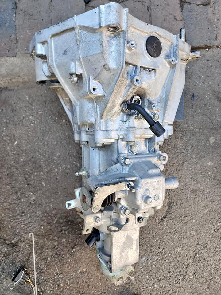 Suzuki Super Carry Gearbox For Sale Good Condition - Private Seller Suzuki Super Carry Gearbox For Sale Good Condition - Private Seller
