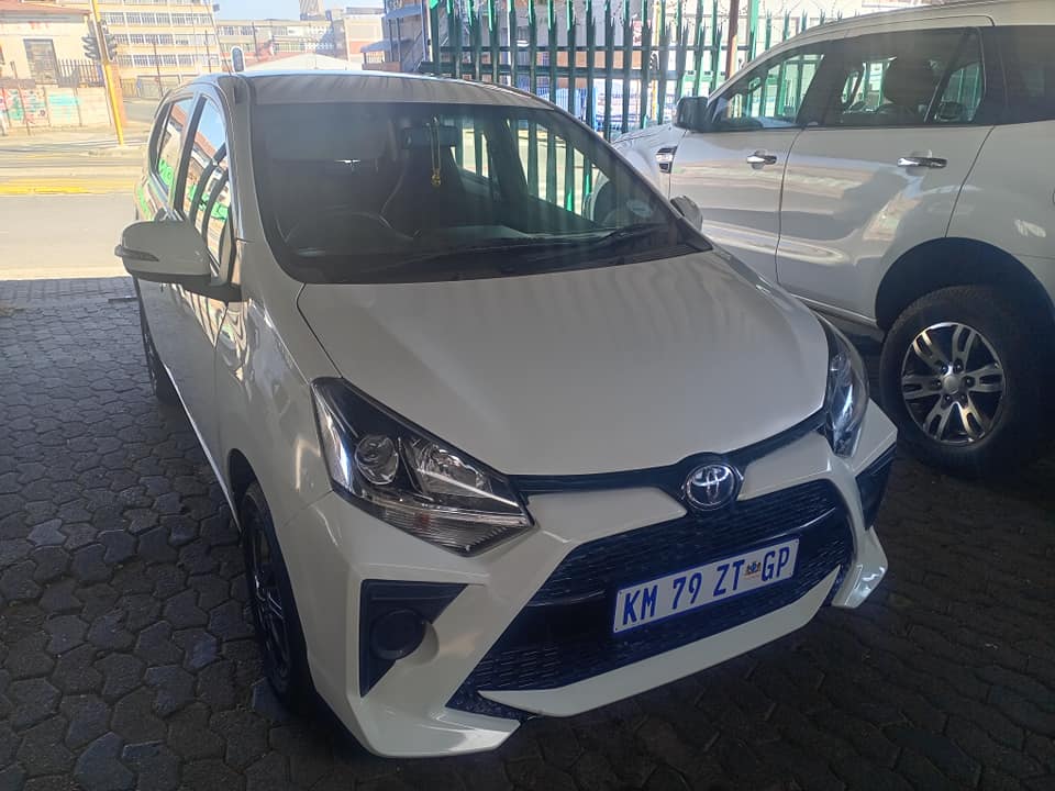Toyota Agya 1.0 Manual petrol 2022 White