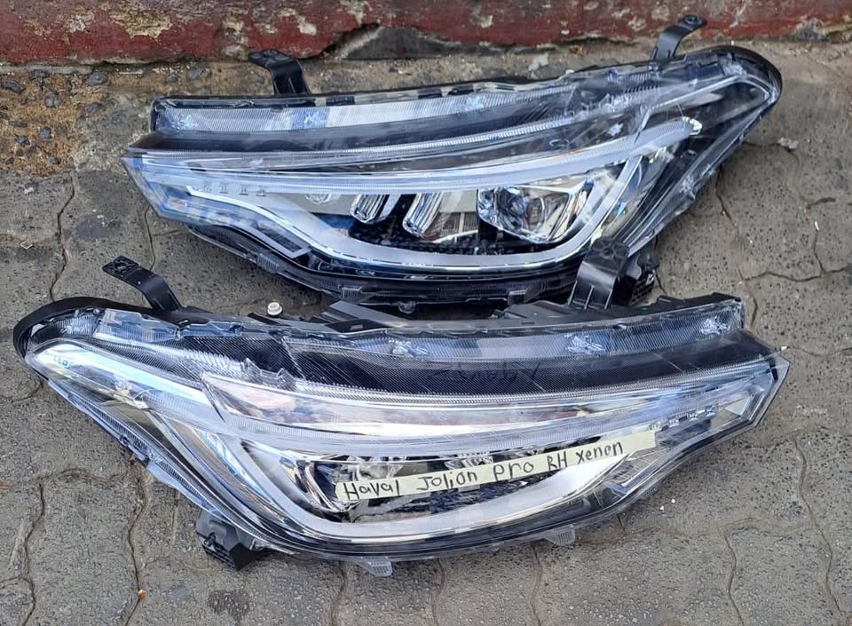 Haval Jolion Pro Xenon headlights - Private Seller Haval Jolion Pro Xenon headlights - Private Seller