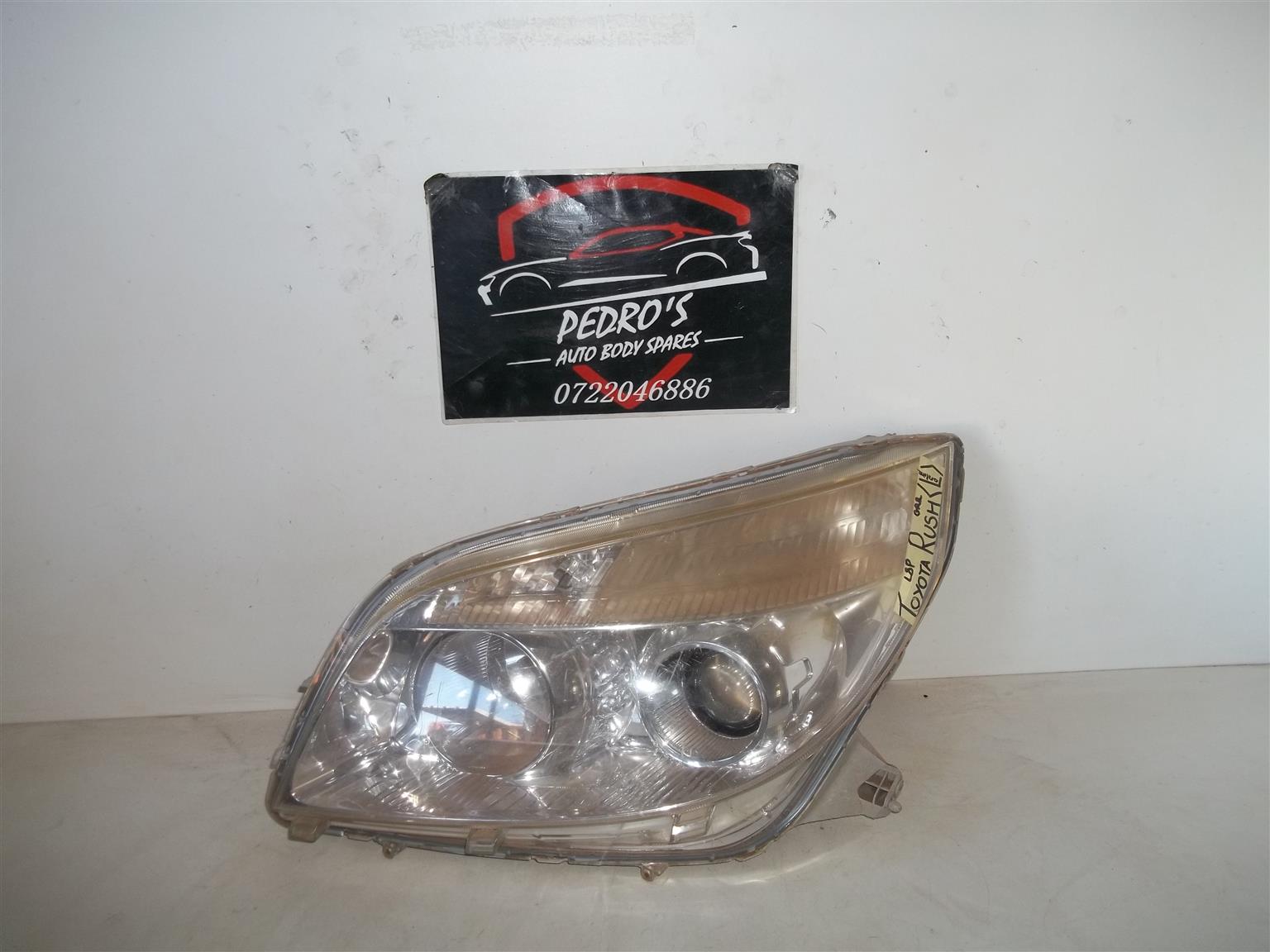 Toyota Rush '06-'14 left headlight - Private Seller Toyota Rush '06-'14 left headlight - Private Seller