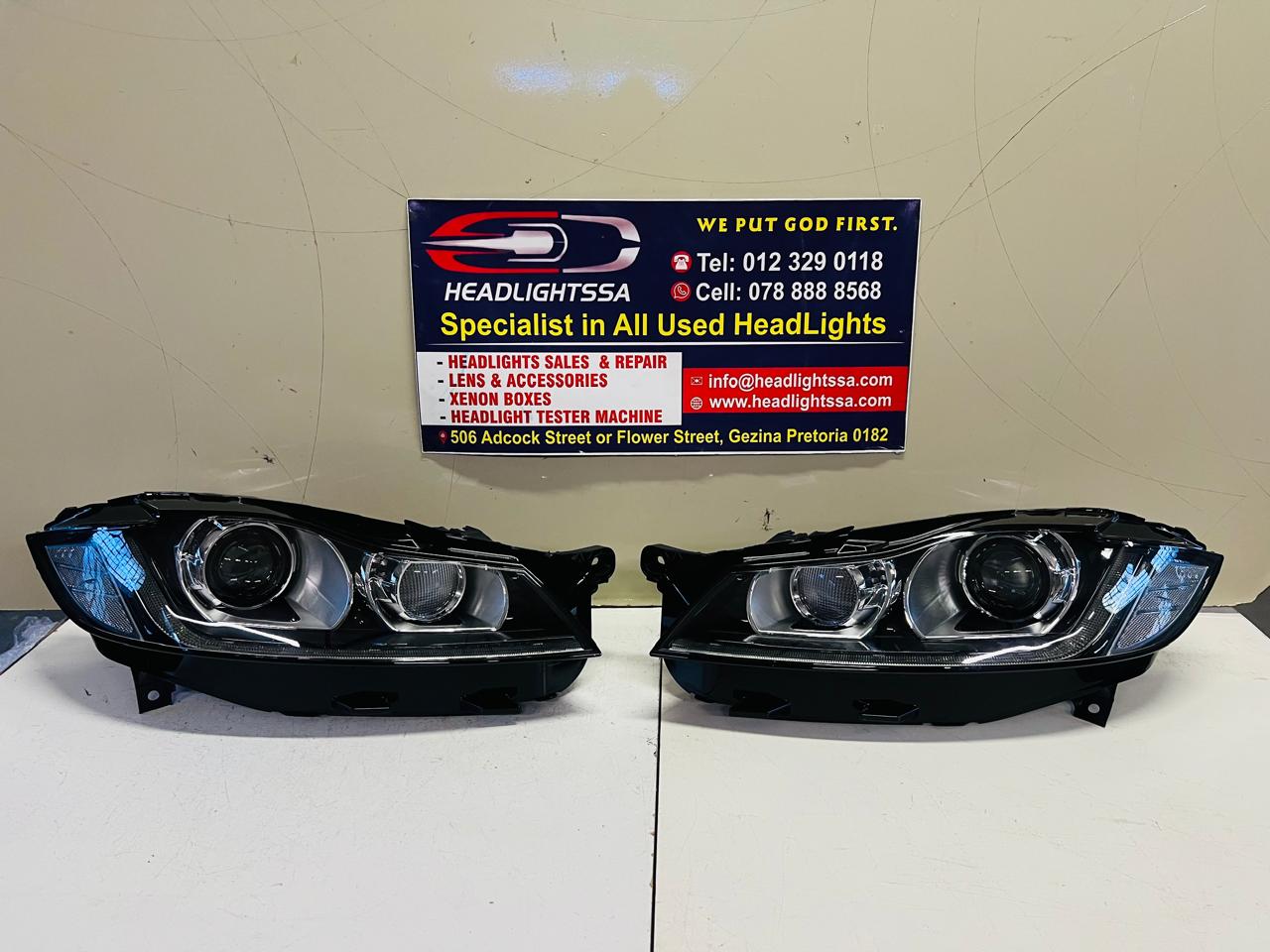 Jaguar XE/XF left and right side xenon headlights (2016-2020) - Private Seller Jaguar XE/XF left and right side xenon headlights (2016-2020) - Private Seller