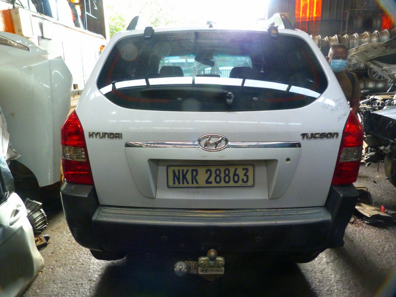 Hyundai Tucson 2.0 Manual - 2008 SPARES - Private Seller Hyundai Tucson 2.0 Manual - 2008 SPARES - Private Seller