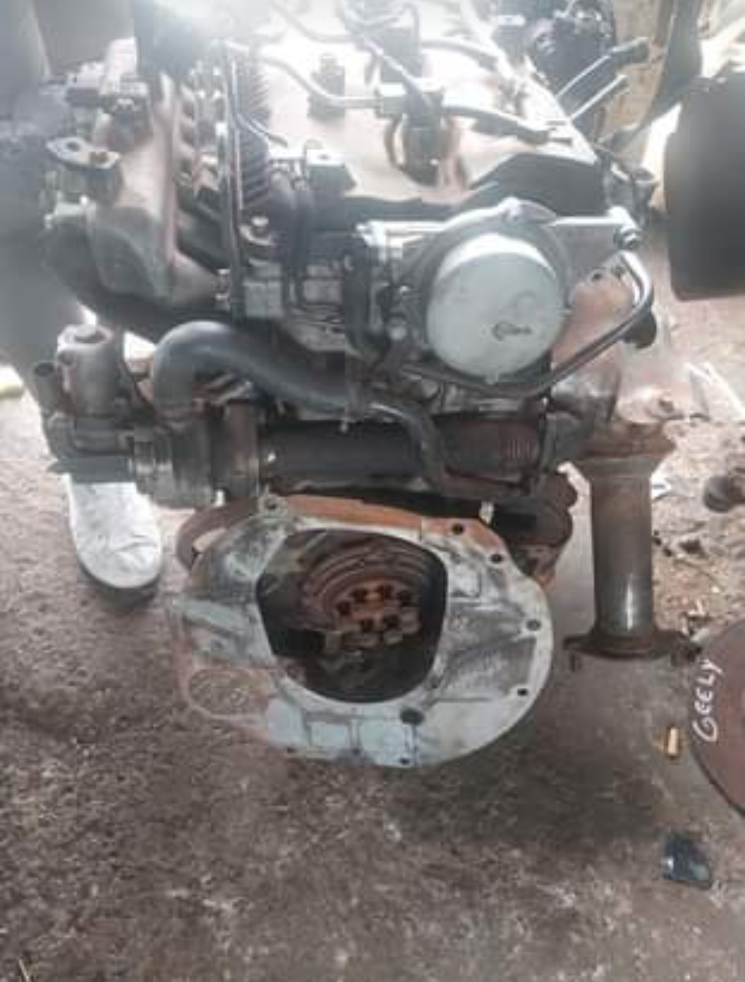 Hyundai 2.5 engine (D4CB engine code) stripping
