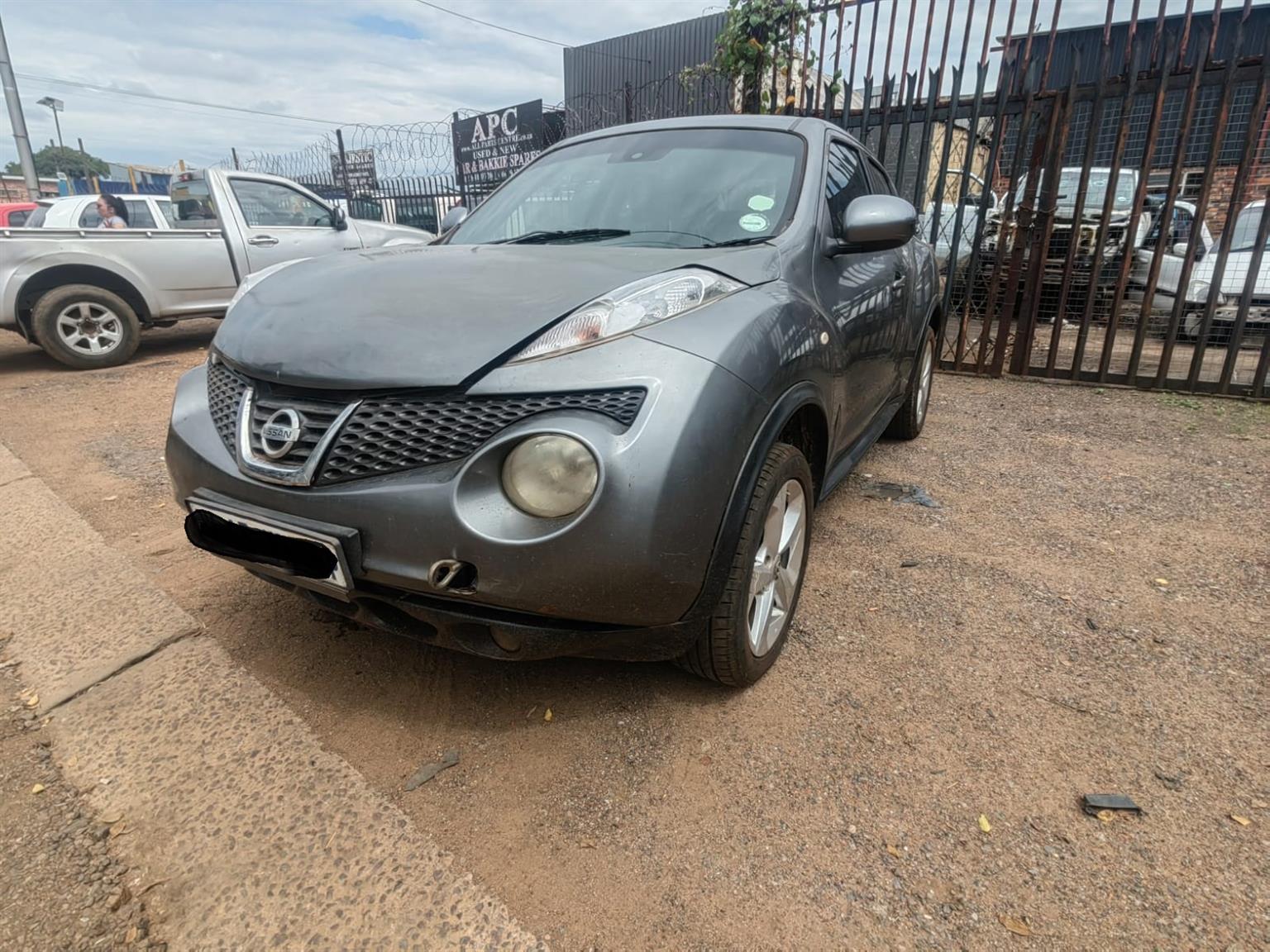 Stripping for Spares - Nissan Juke 1.6 2005 petrol manual HR16