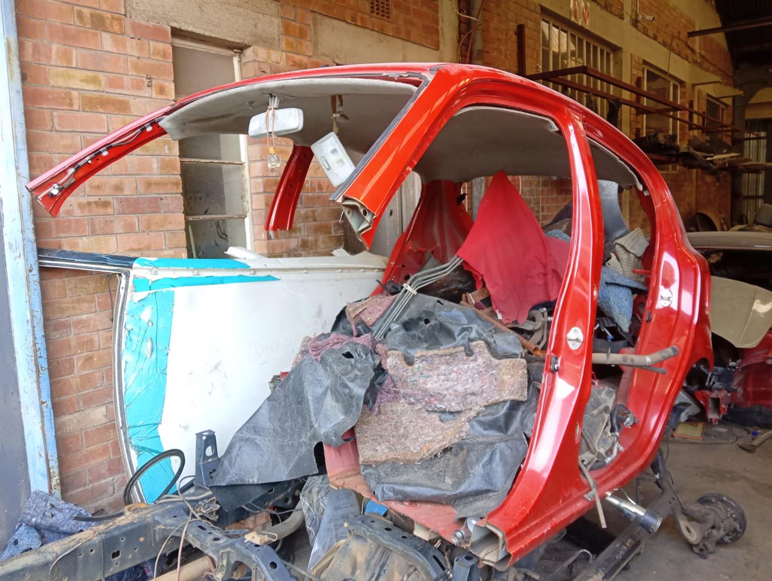 Celerio RED Shell - Private Seller Celerio RED Shell - Private Seller