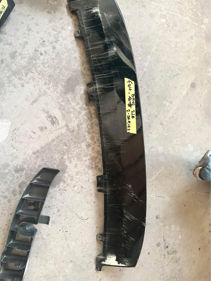 Bmw 2series bumper spoiler - Private Seller Bmw 2series bumper spoiler - Private Seller