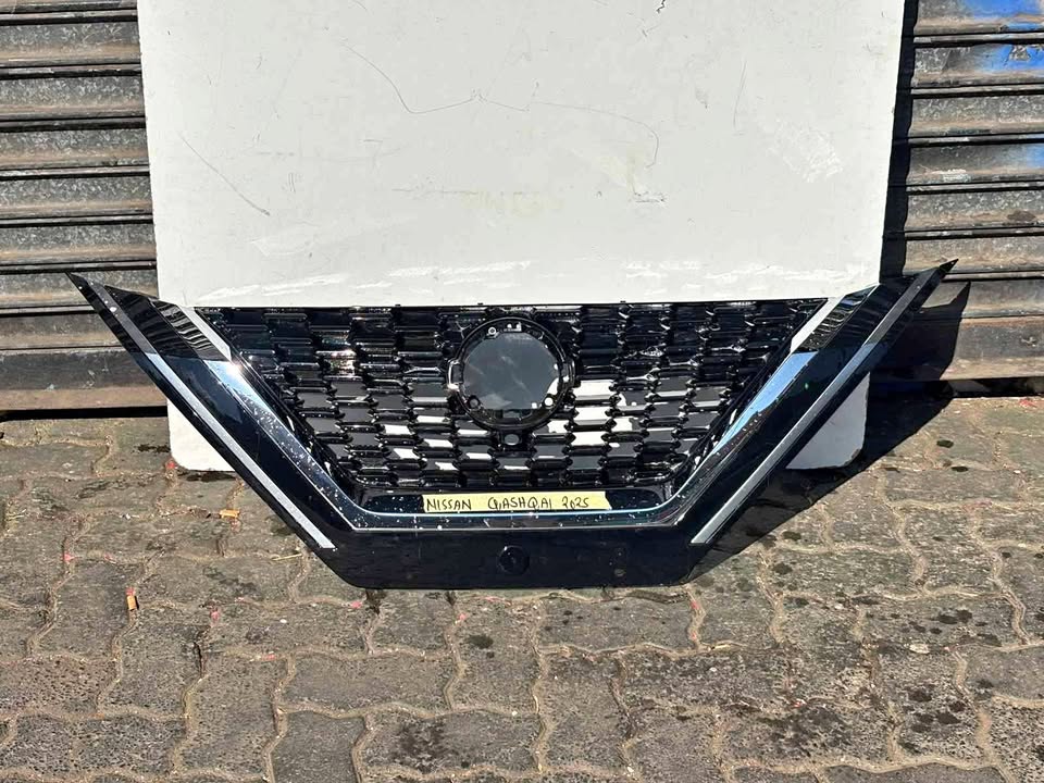 NISSAN QASHQAI MAIN GRILL 2025-2026 MODEL AVAILABLE NOW FOR SALE - Private Seller NISSAN QASHQAI MAIN GRILL 2025-2026 MODEL AVAILABLE NOW FOR SALE - Private Seller