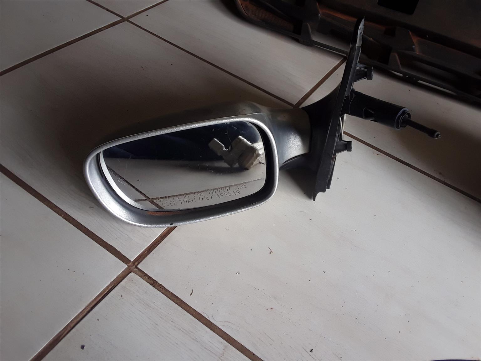 Tata indica Left hand side (passenger side) door mirror - Private Seller