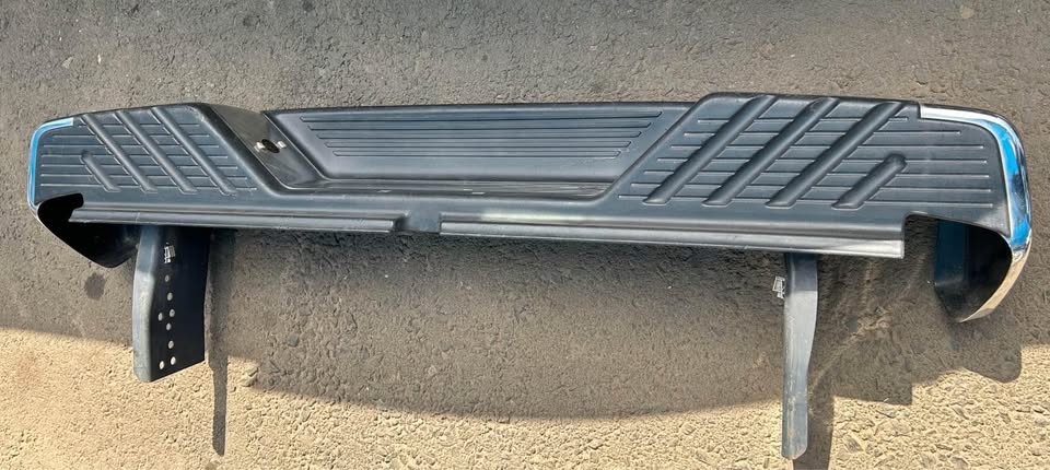 Nissan Navara Back Bash Bar Available @Circle 7 Used Parts Call or WhatsApp - Private Seller