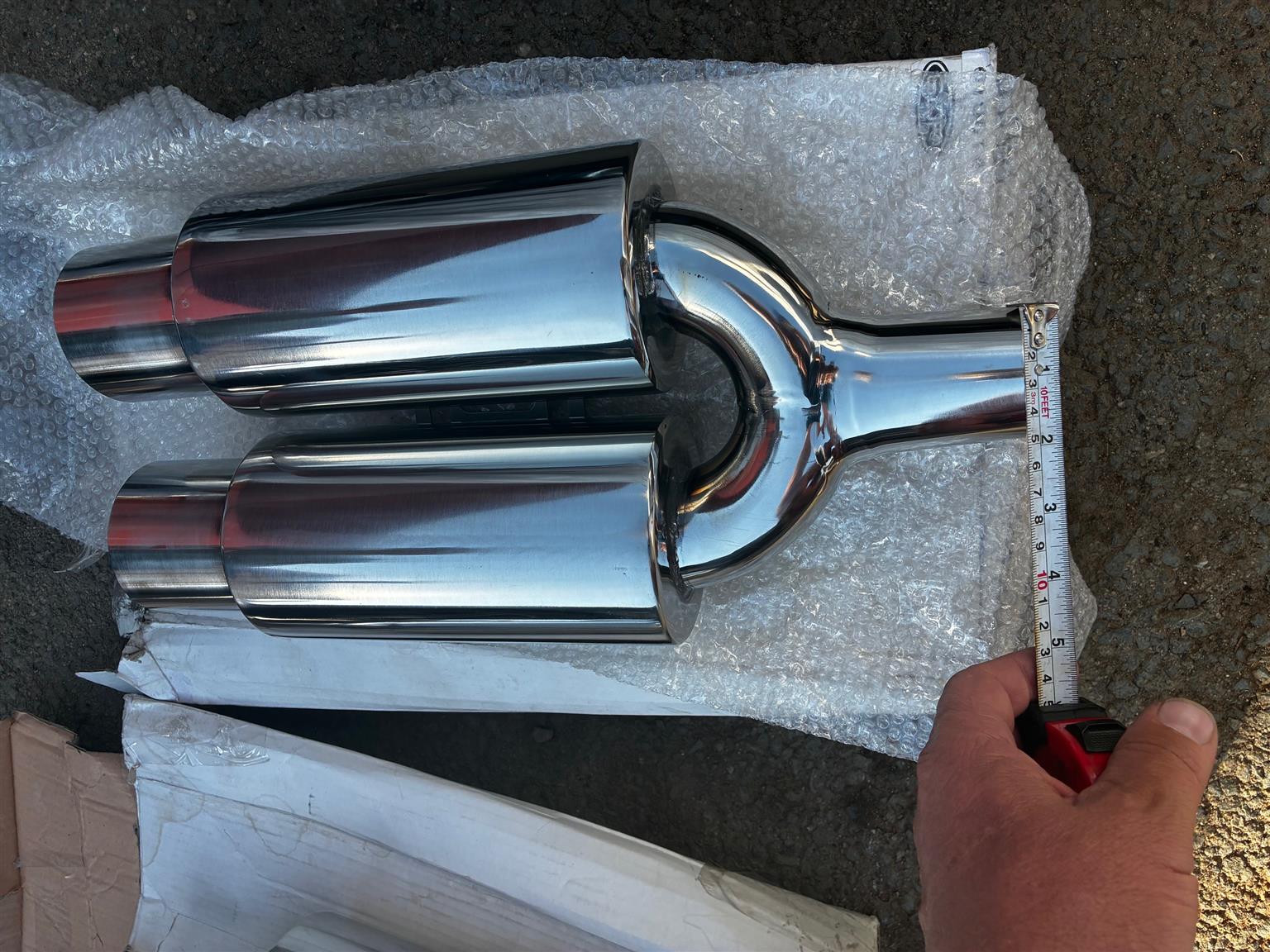 Exhaust back box Twin pipe - Private Seller