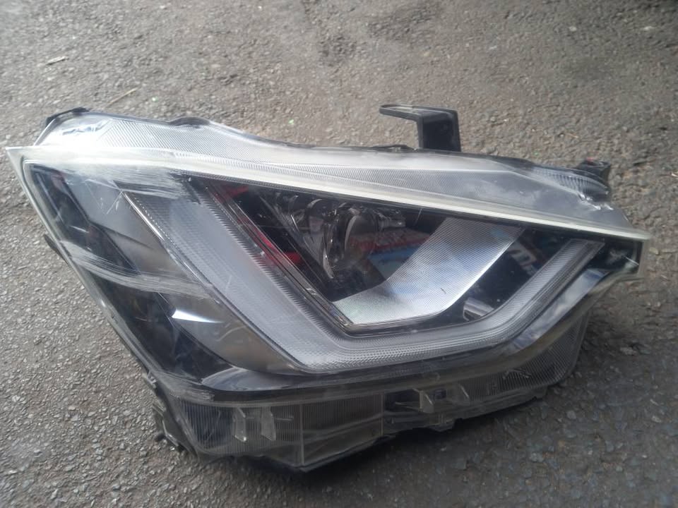 2016 - 2022 Isuzu DMAX LED HEADLIGHT RIGHT HAND SIDE - Private Seller 2016 - 2022 Isuzu DMAX LED HEADLIGHT RIGHT HAND SIDE - Private Seller