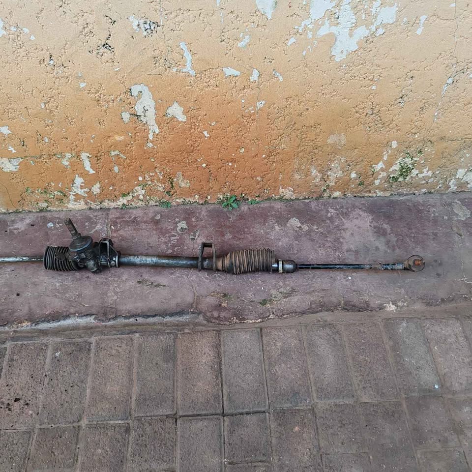 Renault Clio 2 steering rack - Private Seller Renault Clio 2 steering rack - Private Seller