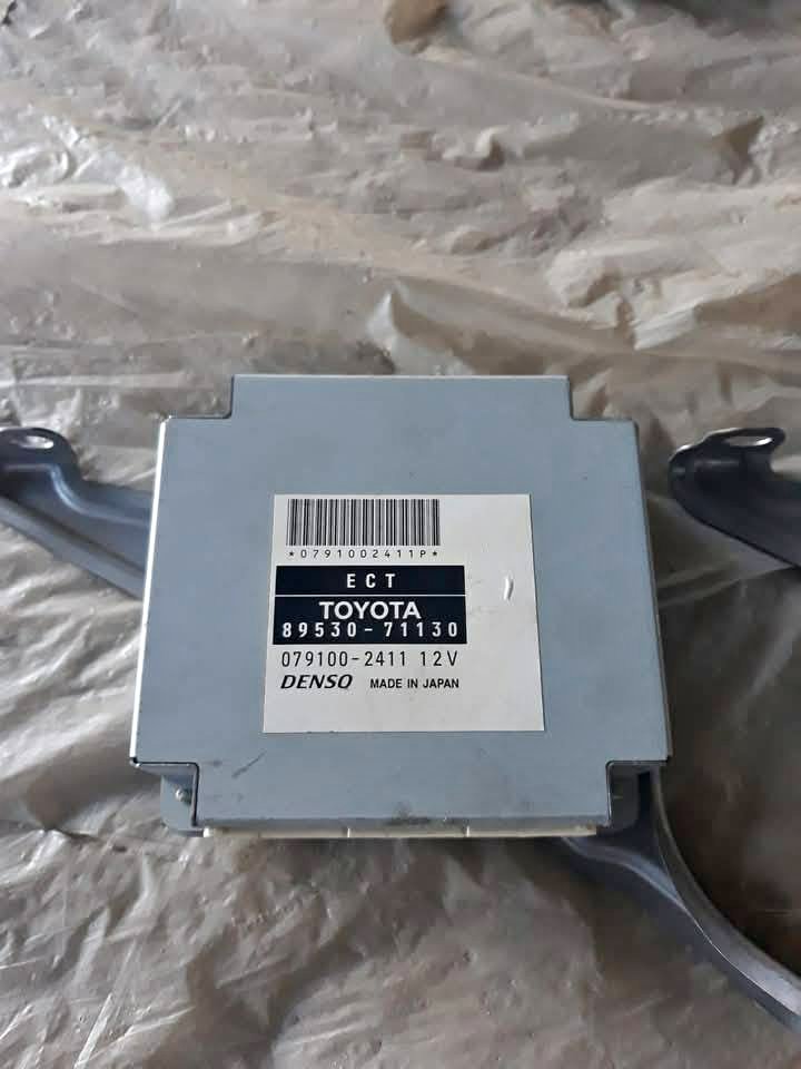 Toyota Hilux 3RZ Computer Box For Sale - Private Seller Toyota Hilux 3RZ Computer Box For Sale - Private Seller