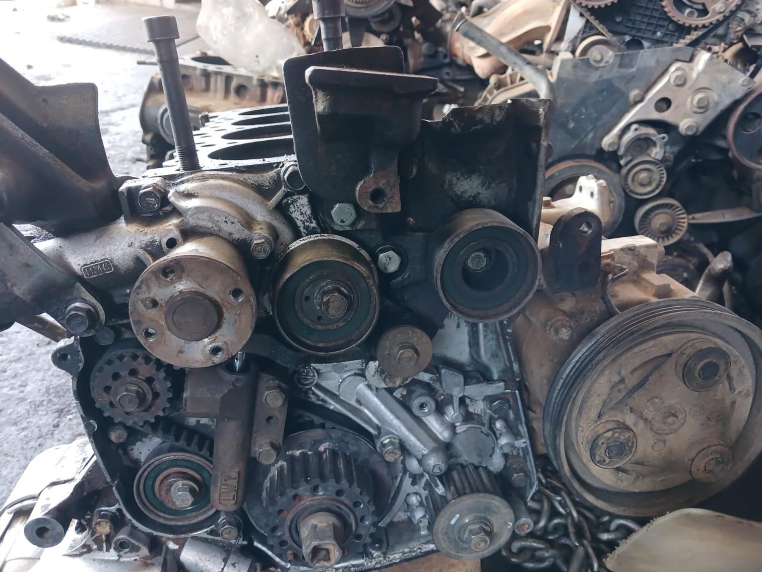 Hyundai Elantra Subassembly J1 Engine for sale