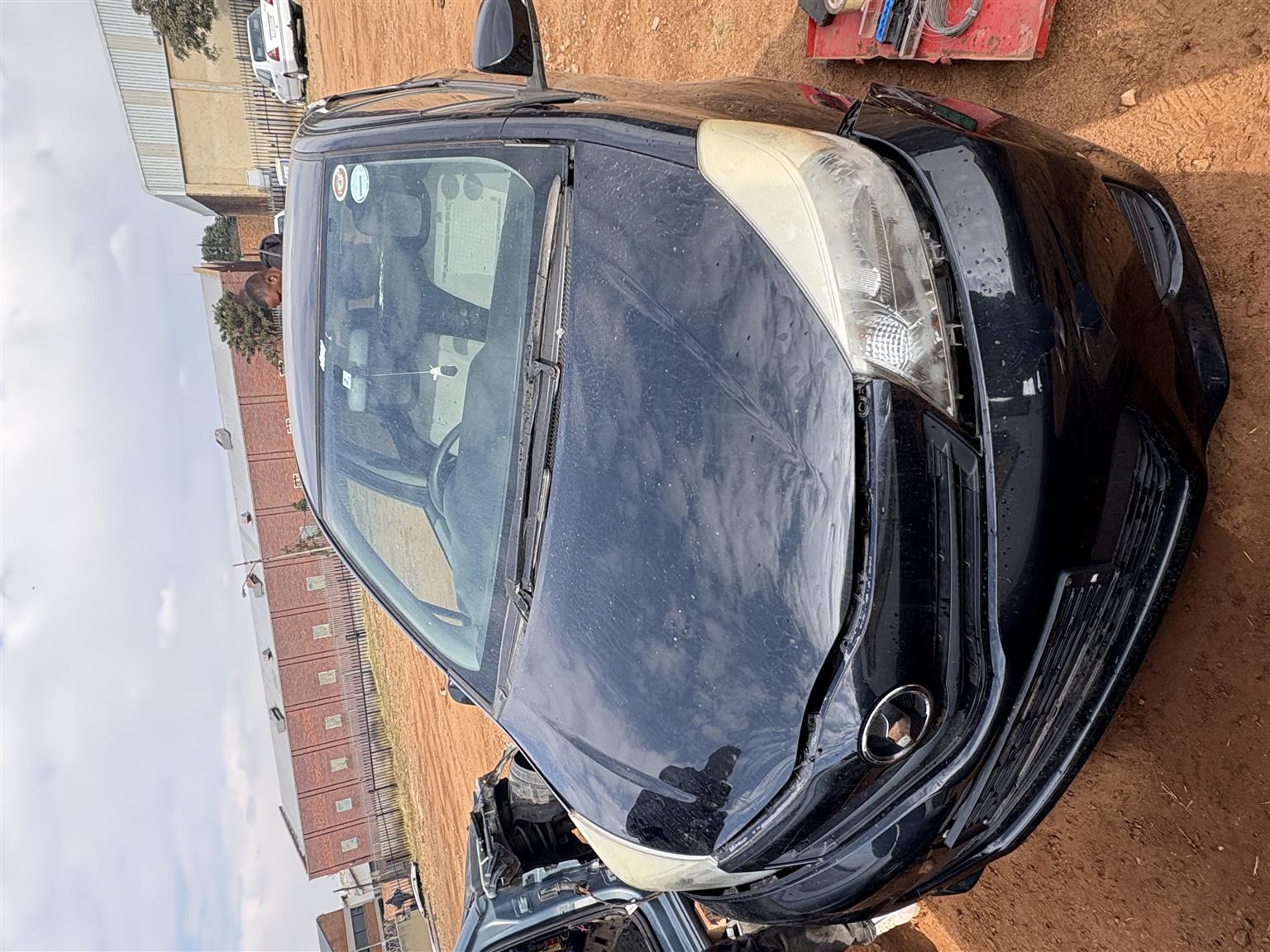 Toyota Yaris 2 2014 stripping for spares