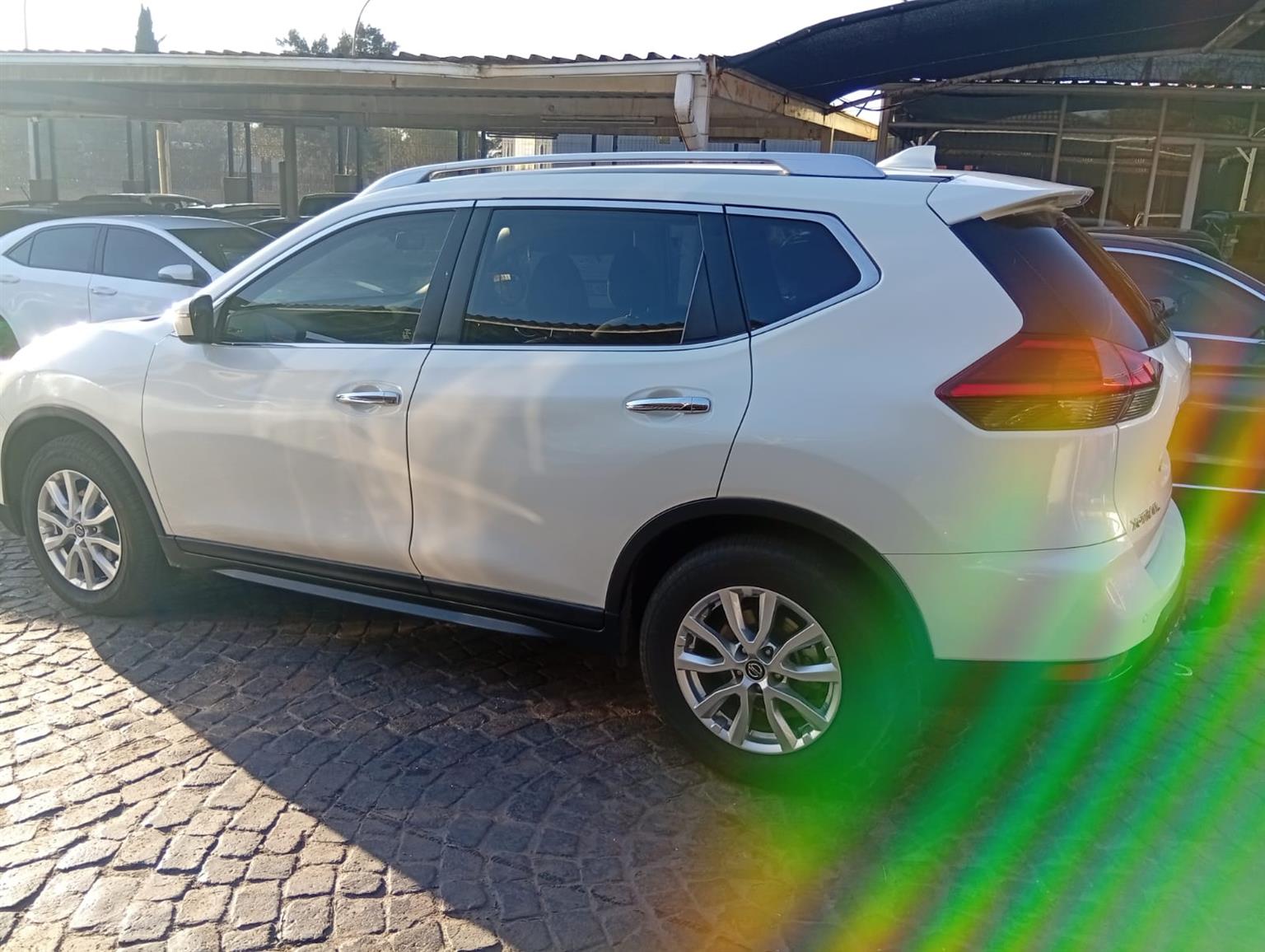 2021 Nissan X-Trail 2.5 4x4 Acenta Tech 126KW 8,3 /100km SUV Automatic