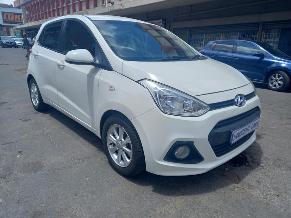 2016 HYUNDAI i10 GRAND 1.2 PETROL,  MANUAL TRANSMISSION, MILEAGE 81000KM, WHITE COLOR