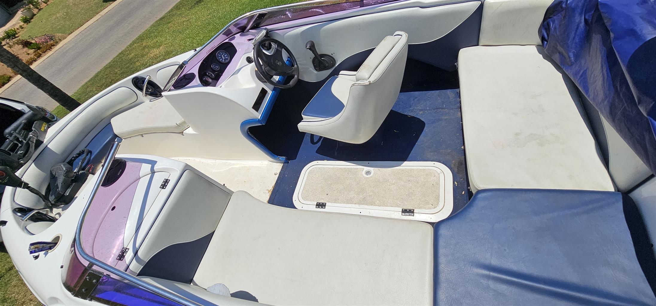 17ft Esprit Boat with 200hp also rigged for Bass Fishing
